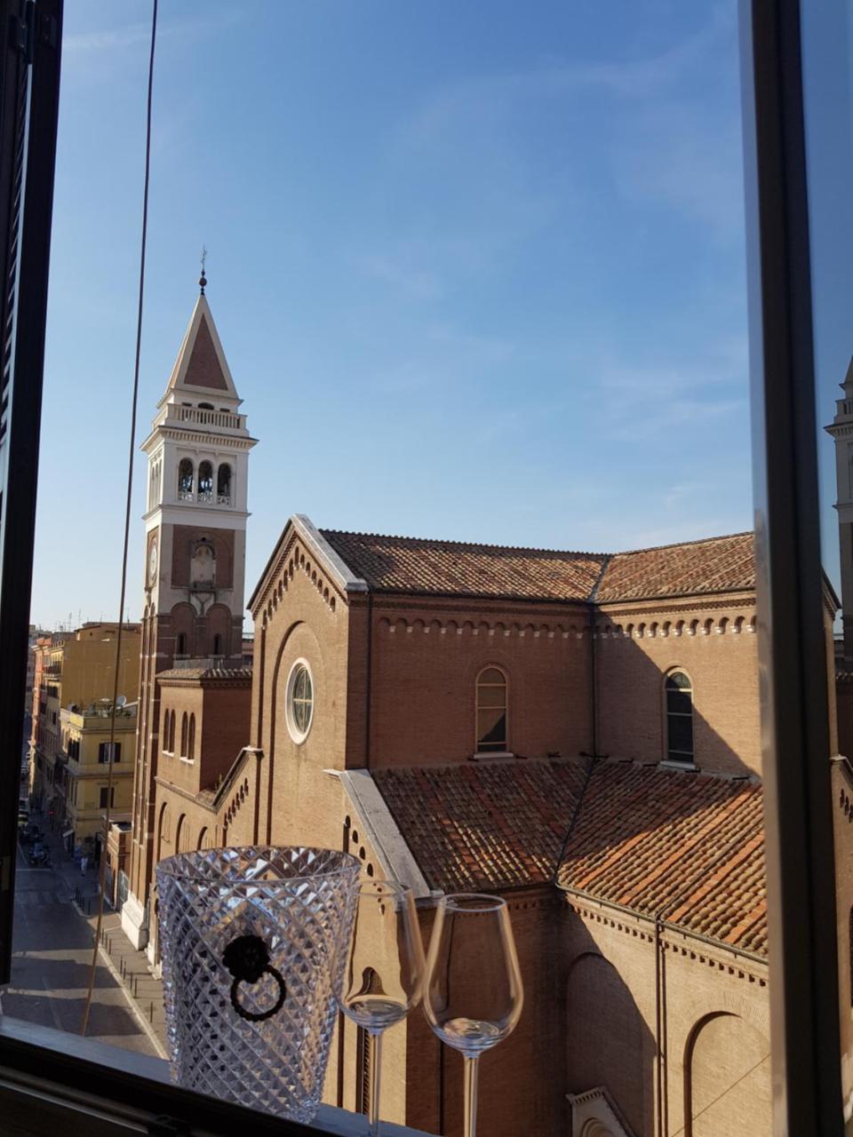 Heart Of San Lorenzo Рим Экстерьер фото